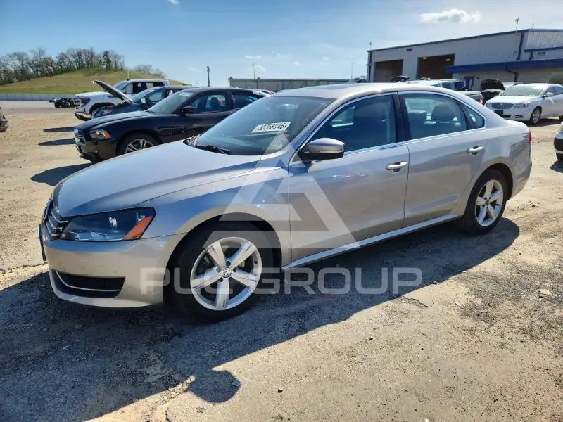 2013 Volkswagen Passat фото