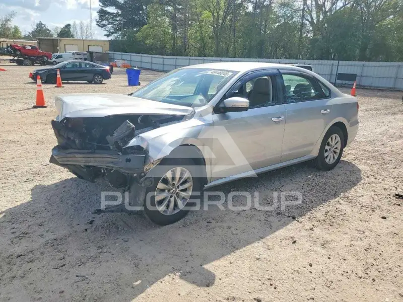2013 Volkswagen Passat photo