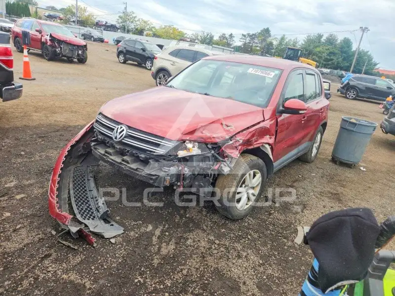 2013 Volkswagen Tiguan фото