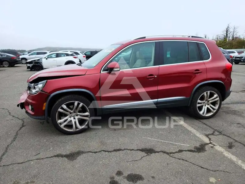 2013 Volkswagen Tiguan фото