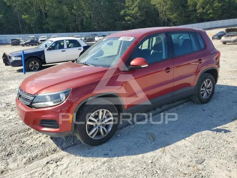 2013 Volkswagen Tiguan photo