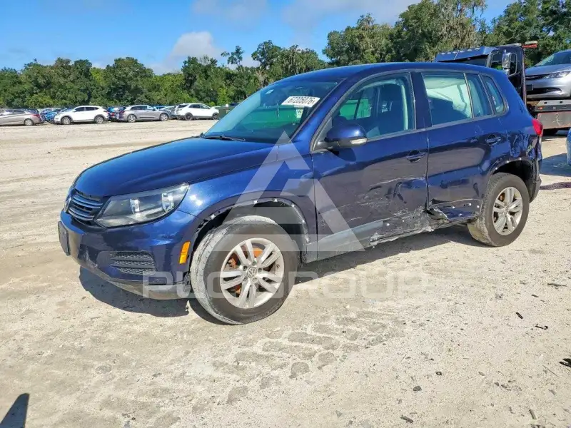 2013 Volkswagen Tiguan photo