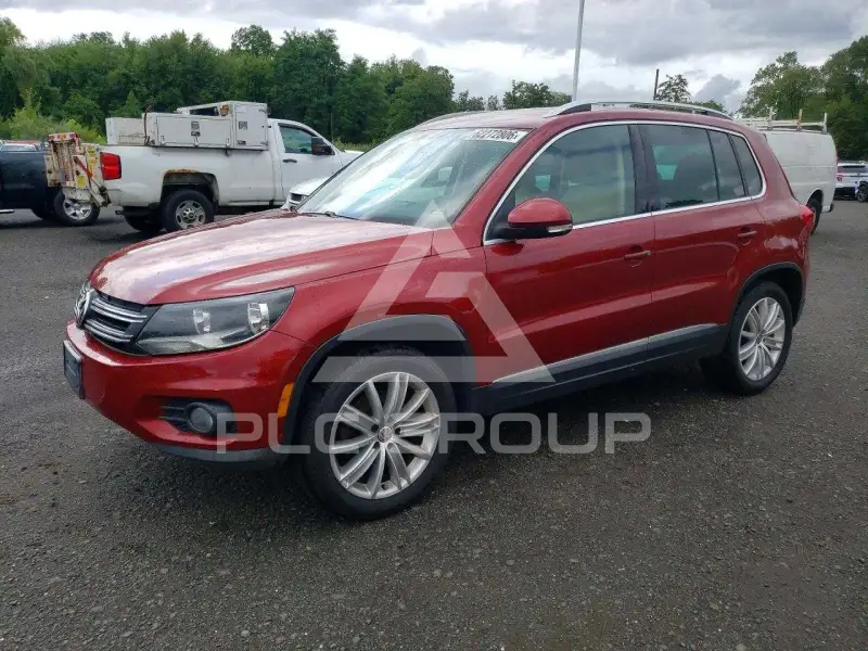 2013 Volkswagen Tiguan фото