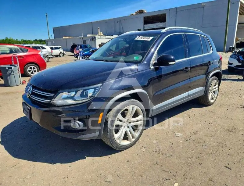 2013 Volkswagen Tiguan фото