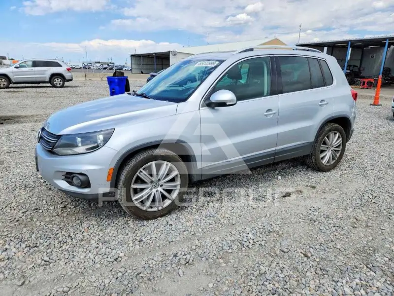 2013 Volkswagen Tiguan фото