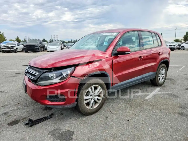 2013 Volkswagen Tiguan photo
