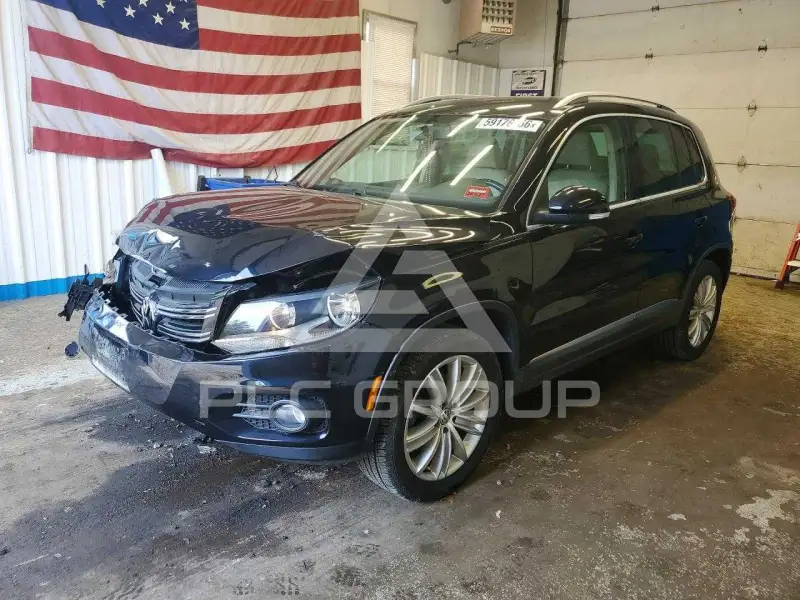 2013 Volkswagen Tiguan photo