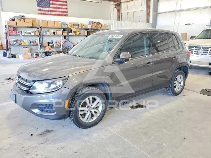 2013 Volkswagen Tiguan photo