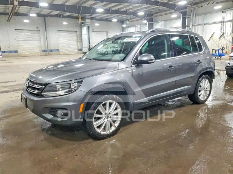 2013 Volkswagen Tiguan photo