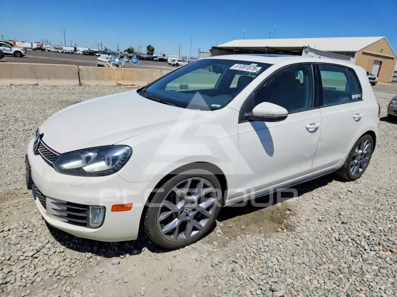 2013 Volkswagen GTI фото