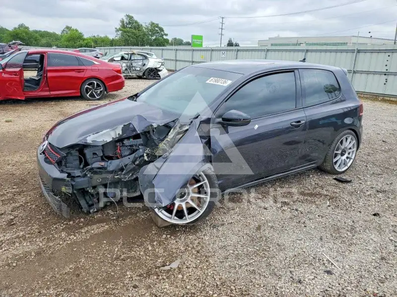 2013 Volkswagen GTI фото