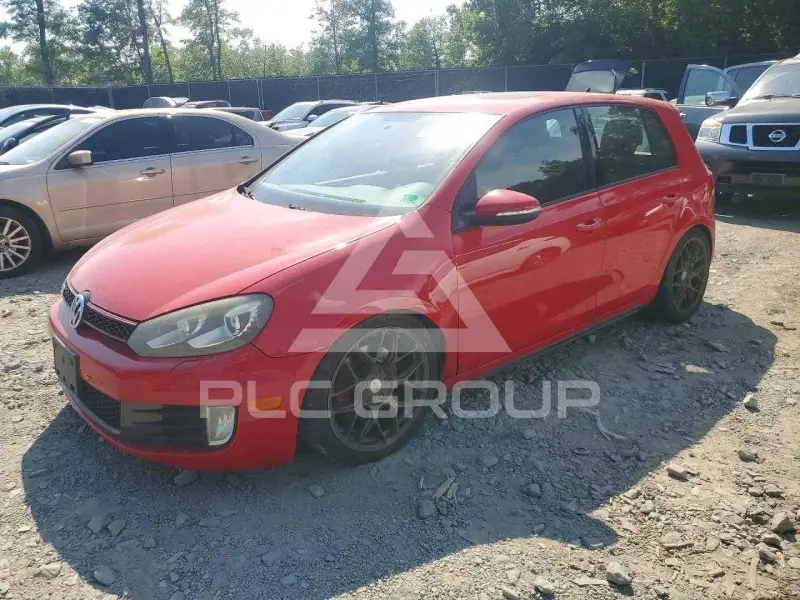 2013 Volkswagen GTI photo