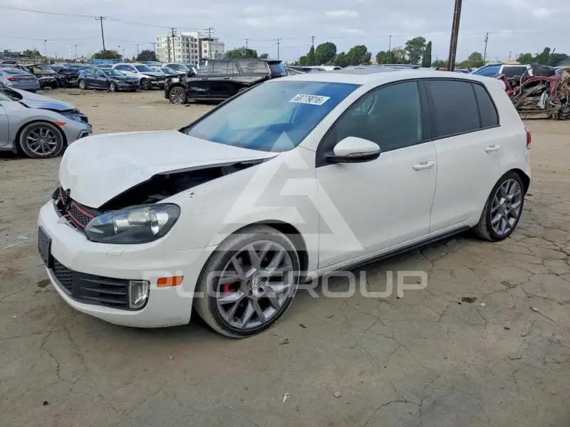 2013 Volkswagen GTI фото