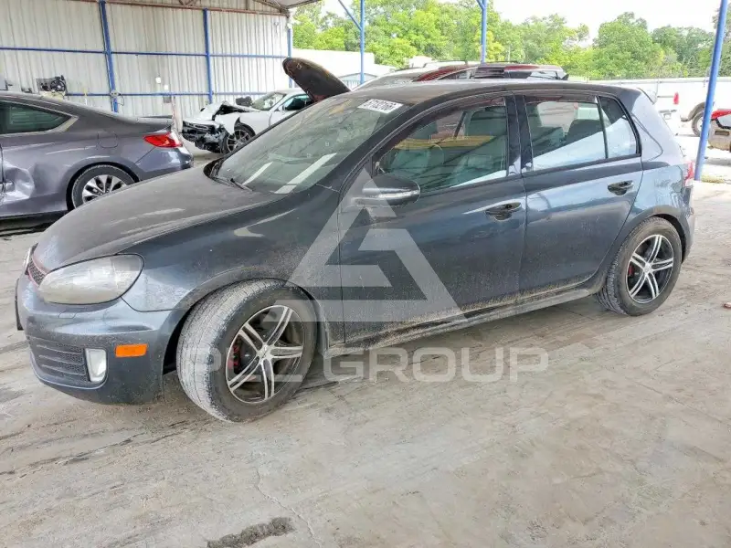 2013 Volkswagen GTI фото
