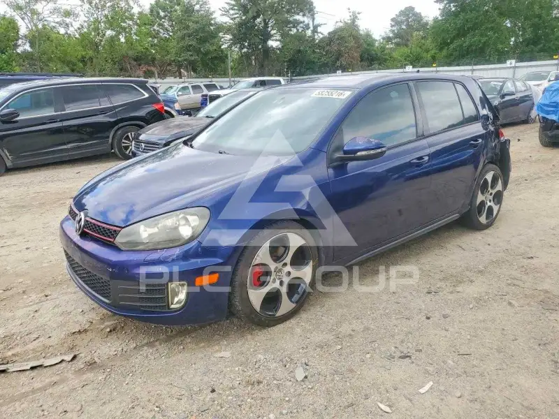2013 Volkswagen GTI фото
