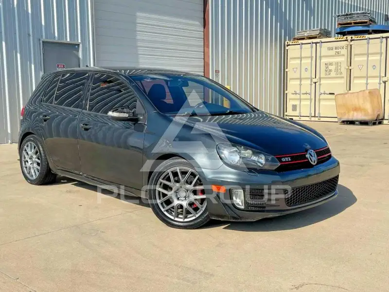 2013 Volkswagen GTI фото