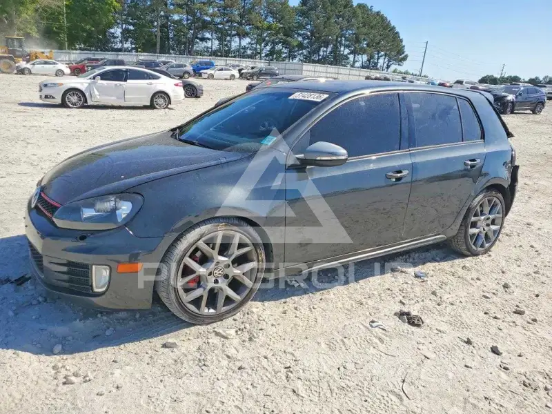 2013 Volkswagen GTI фото
