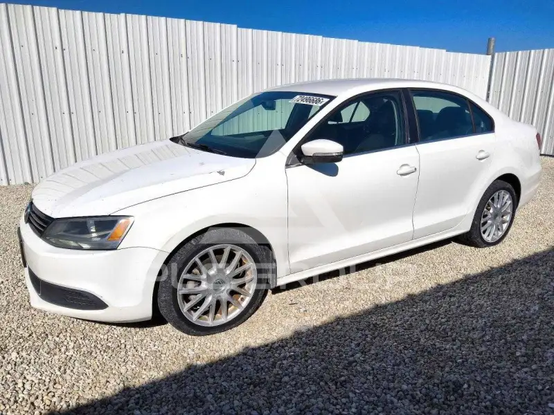 2013 Volkswagen Jetta фото