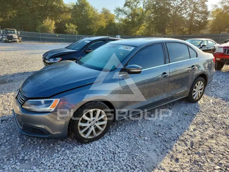 2013 Volkswagen Jetta photo