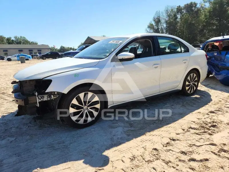 2013 Volkswagen Jetta photo