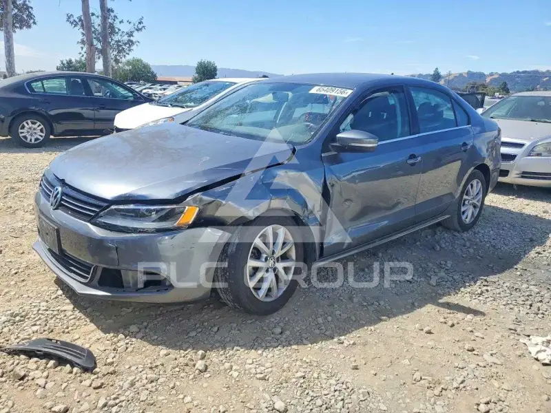 2013 Volkswagen Jetta photo