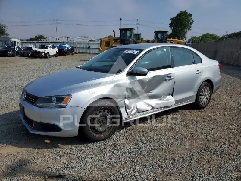 2013 Volkswagen Jetta photo