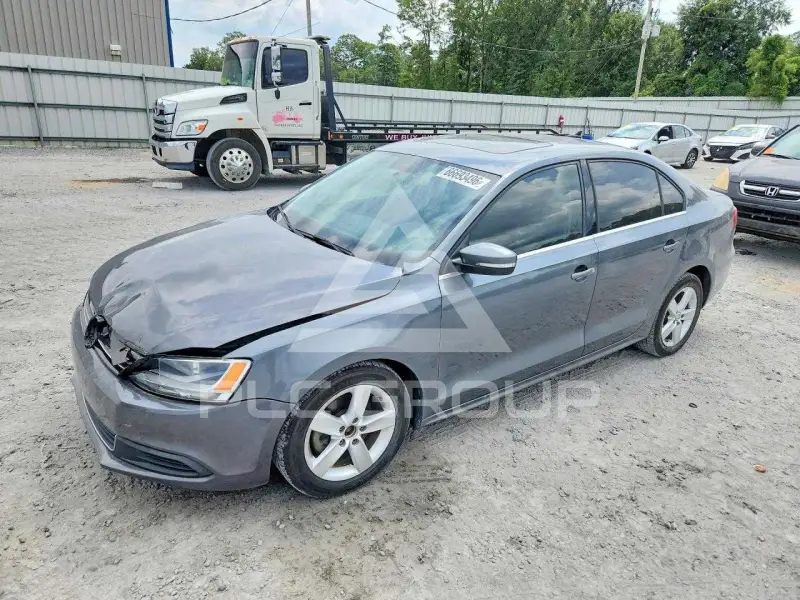2013 Volkswagen Jetta photo
