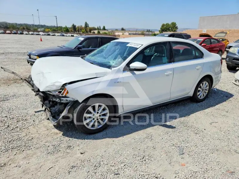2013 Volkswagen Jetta photo