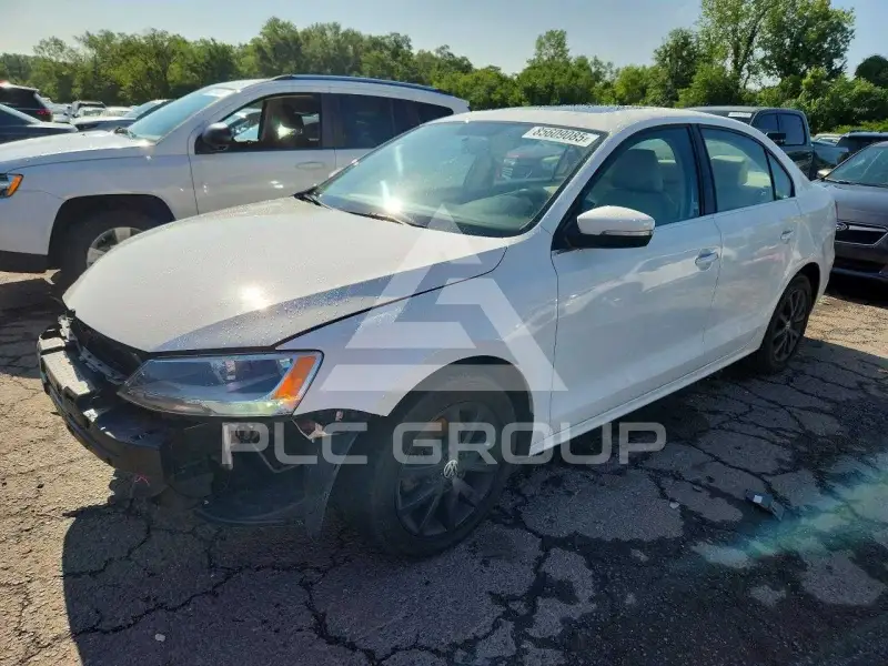 2013 Volkswagen Jetta photo