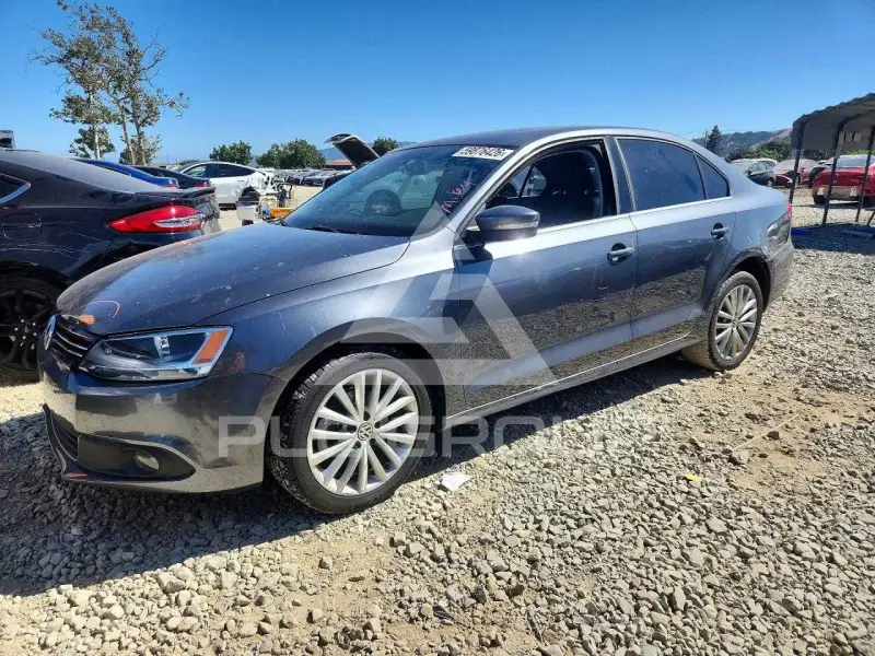 2013 Volkswagen Jetta фото