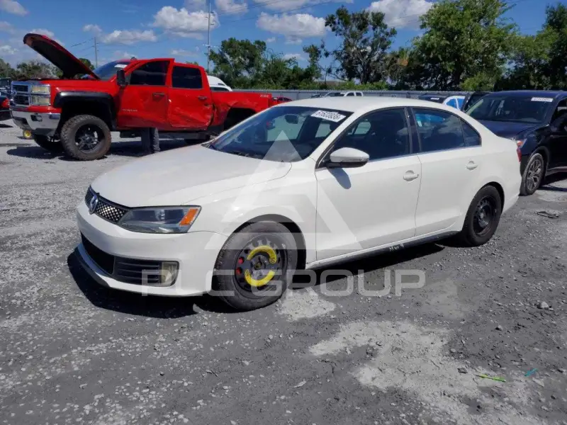 2013 Volkswagen Jetta фото
