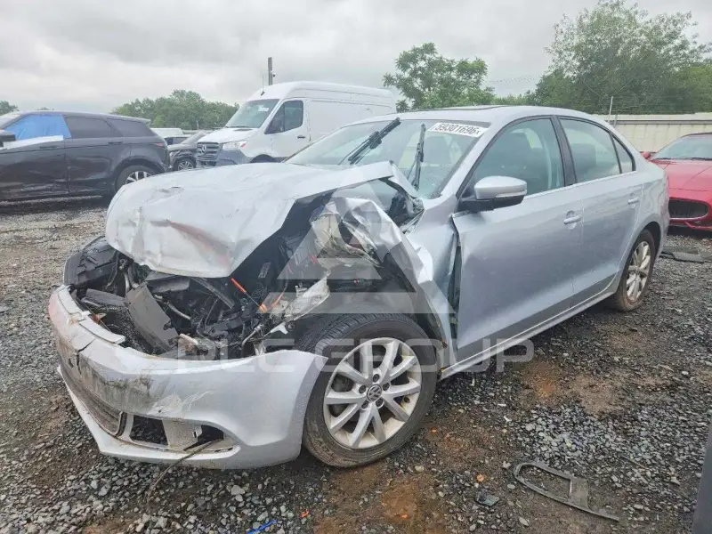 2013 Volkswagen Jetta photo