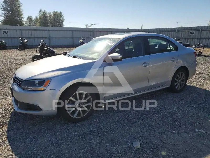 2013 Volkswagen Jetta photo
