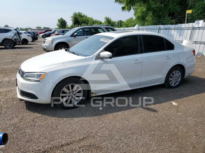 2013 Volkswagen Jetta photo
