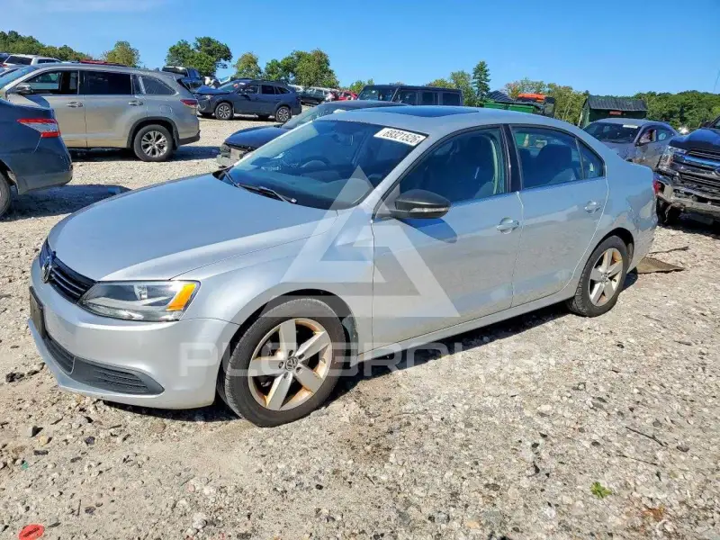 2013 Volkswagen Jetta photo