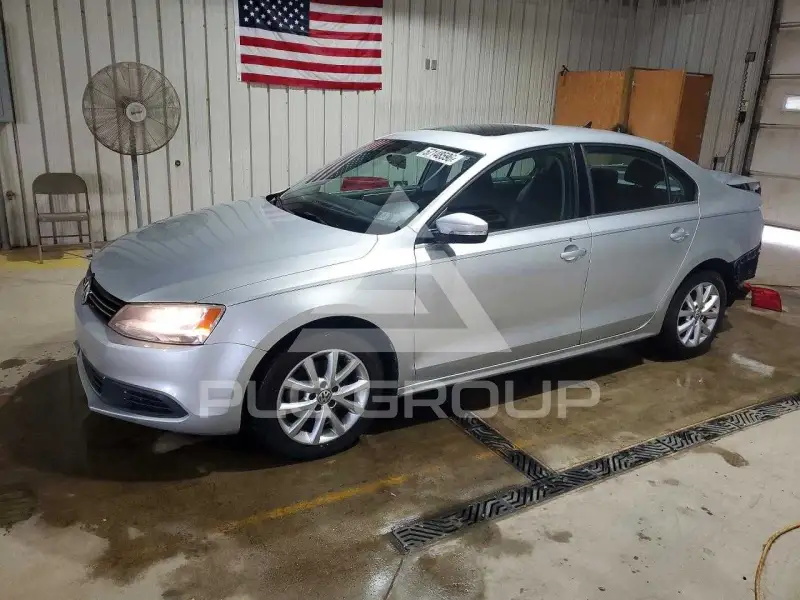 2013 Volkswagen Jetta фото
