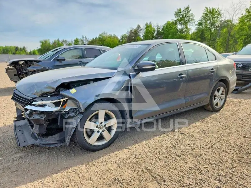 2013 Volkswagen Jetta photo