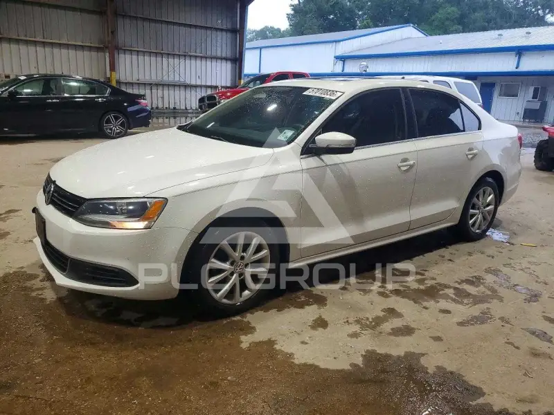 2013 Volkswagen Jetta photo