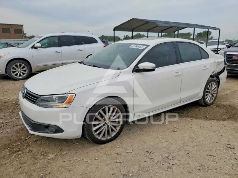 2013 Volkswagen Jetta фото