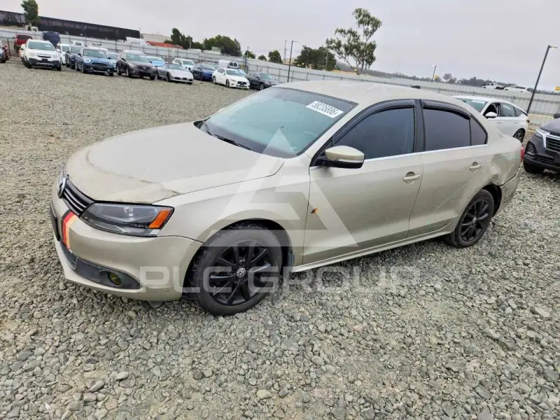 2013 Volkswagen Jetta photo