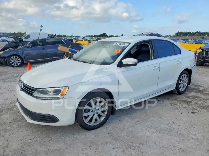 2013 Volkswagen Jetta фото
