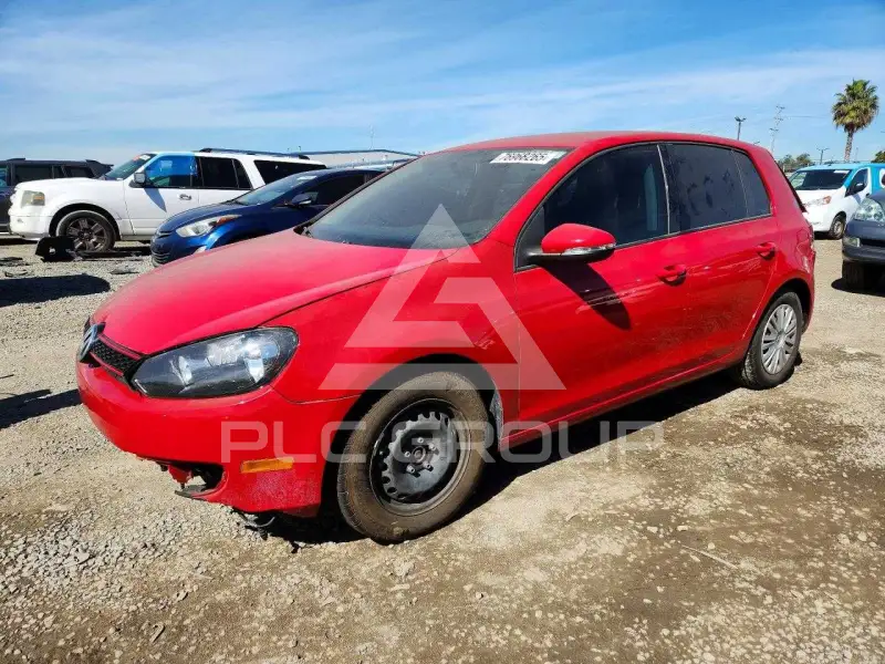 2013 Volkswagen GOLF photo