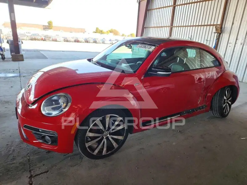 2013 Volkswagen BEETLE photo