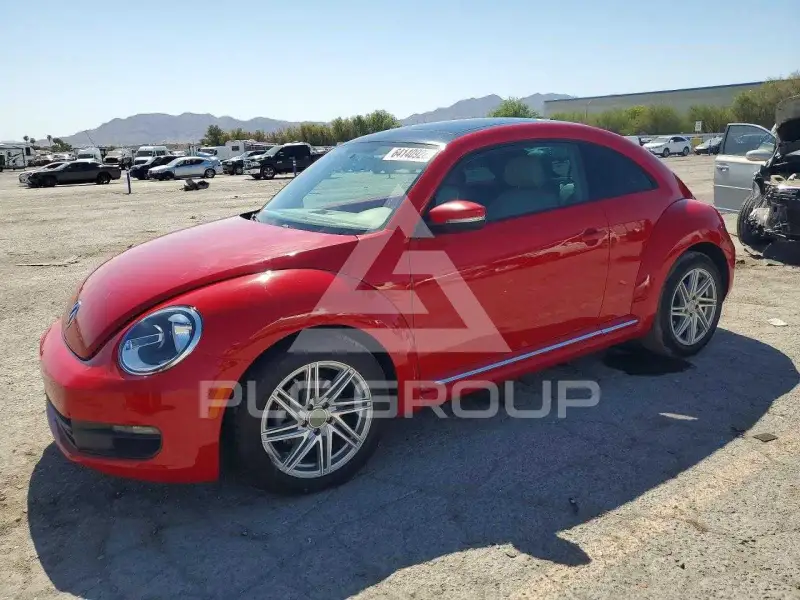 2013 Volkswagen BEETLE фото