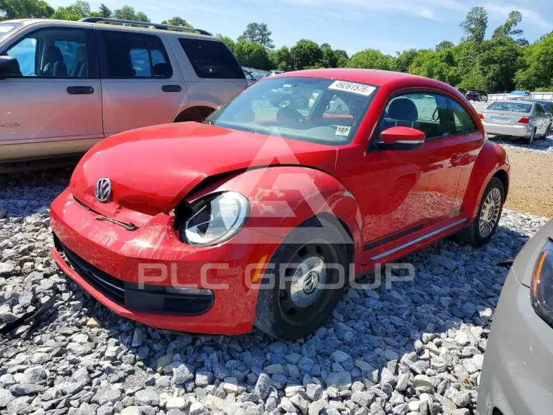2013 Volkswagen BEETLE фото