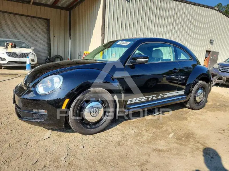 2013 Volkswagen BEETLE фото
