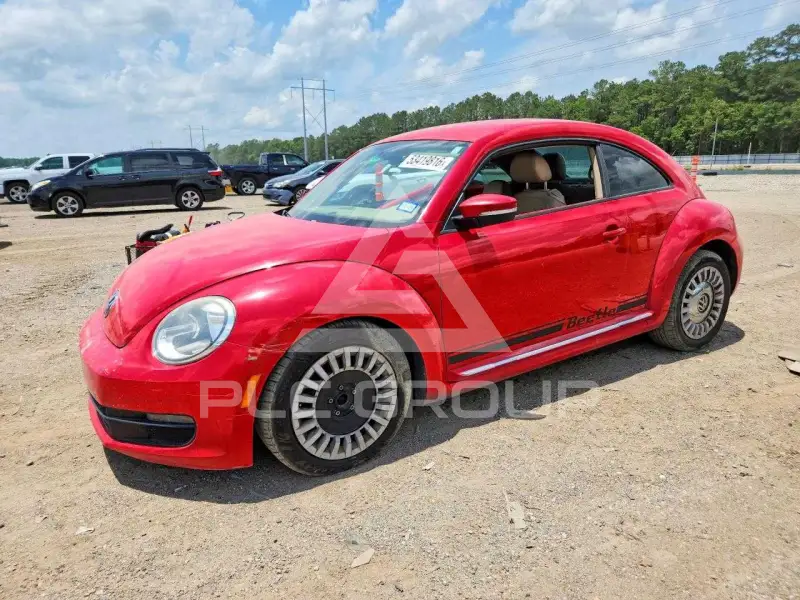2013 Volkswagen BEETLE фото
