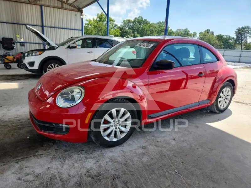 2013 Volkswagen BEETLE фото