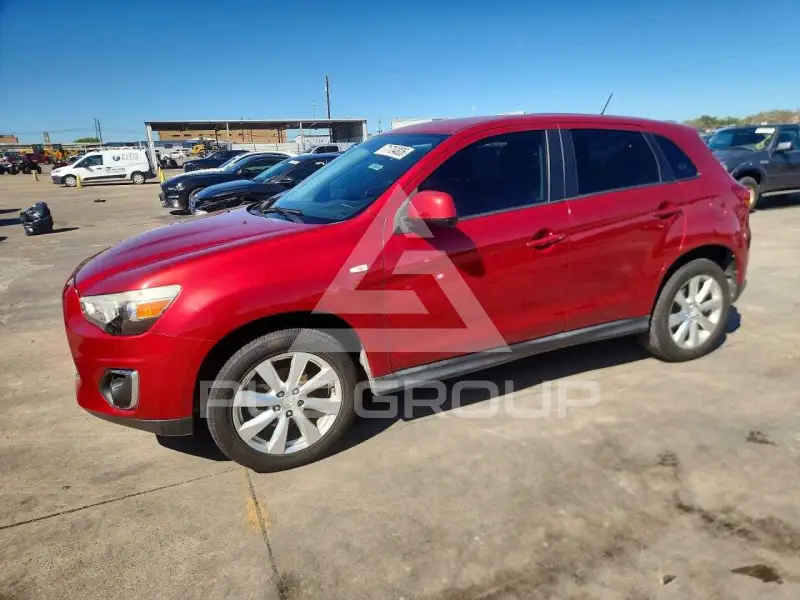 2014 Mitsubishi OUTLANDER photo