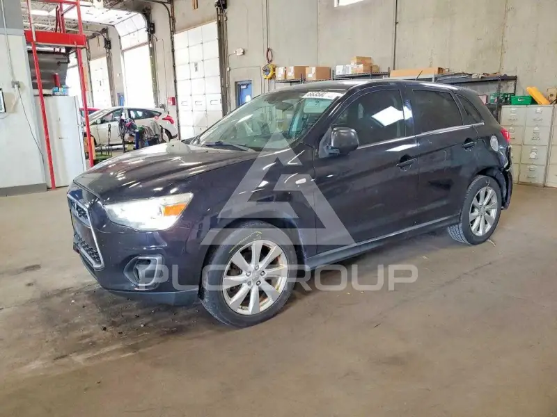2014 Mitsubishi OUTLANDER фото